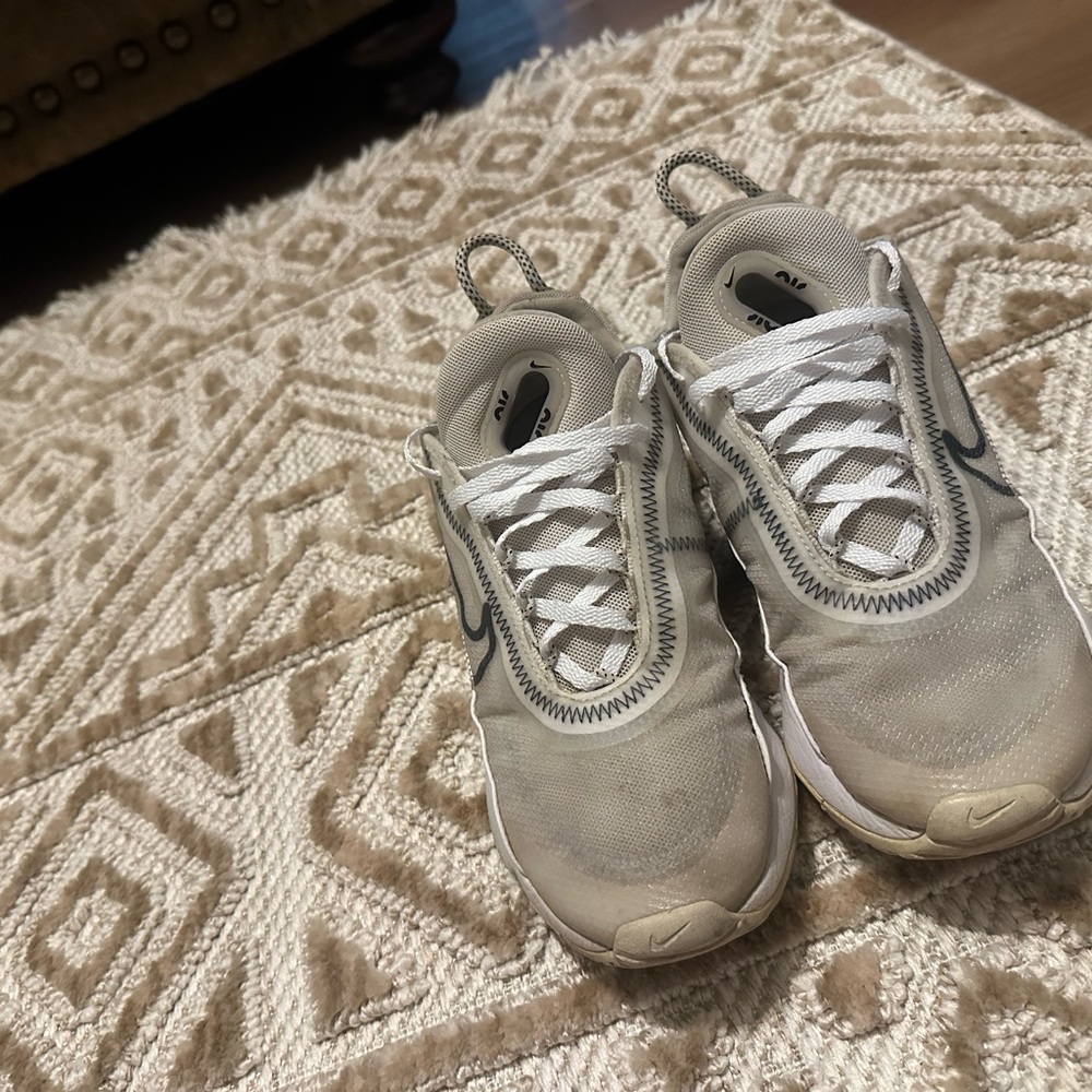 Women’s air max 2090